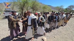 وزارة الثقافة والسياحة تقدم قافلة عيدية للمرابطين في جبهة الضالع