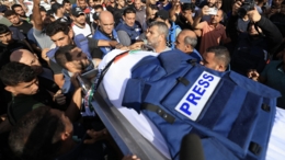 20 جمعية فرنسية للصحفيين تطالب باريس بإجلاء زملائهم من غزة