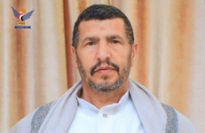 الشيخ الرزامي يهنئ قائد الثورة ورئيس المجلس السياسي بعيد الفطر المبارك