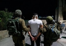 العدو الإسرائيلي يعتقل 21 فلسطينيا بينهم طلبة ثانوية عامة من ديراستيا