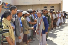 قيادات من محافظة صنعاء تزور المرابطين في جبهات مأرب والجوف