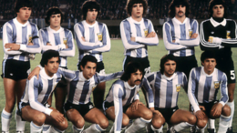 بطل العالم الأرجنتيني لويس غالفان عن 77 عاما