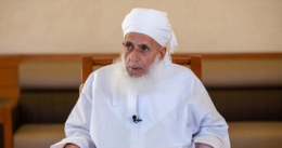 مُفتي عُمان يُحيي جهود أبطال اليمن في زعزعة استقرار العدو الصهيوني