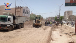 عباد والمداني يتفقدان مشروعي صيانة وترميم وادي احمد وشارع البحث