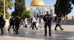 عشرات المستوطنين يقتحمون "الأقصى" ويؤدون طقوسًا تلمودية