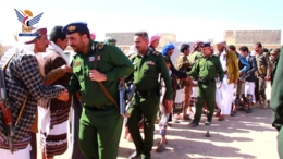 زيارة عيدية للمرابطين في المواقع الأمنية بمديريتي الملاجم والوهبية