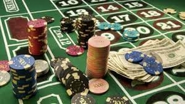 دبلوماسي أمريكي سابق متهم بتلقي أموال من صينيين للعب القمار