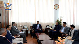 اجتماع بوزارة النقل يؤكد ضرورة فتح الوجهات الجديدة لنقل المرضى والحجاج عبر مطار صنعاء