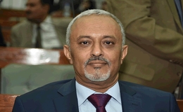 الوهباني يهنئ قائد الثورة ورئيس السياسي الأعلى ونائبه بعيد الأضحى المبارك