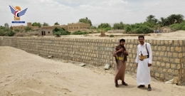 الاطلاع على مصدات السيول في وادي مذاب بمديرية المتون بالجوف