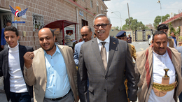 رئيس الوزراء يشيد بمستوى الخدمات الطبية لمستشفى ومركز القلب العسكريين 