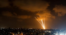 سرايا القدس تقصف “تل أبيب” برشقة صاروخية ضمن معركة “طوفان الأقصى”