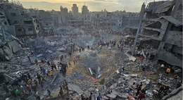 استشهاد 20 فلسطينيا في قصف للعدو على مخيم النصيرات وسط القطاع