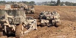 جيش العدو يسحب “الفرقة 36” من غزة وينقل “دوفدفان” للضفة الغربية