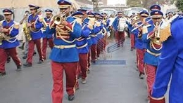 الموسيقى العسكرية تجوب شوارع العاصمة ابتهاجاً بنجاح عملية البنيان المرصوص