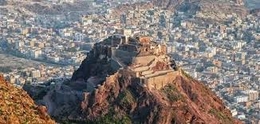 المغلس وطاووس يتفقدان مواقع الحجر الصحي في حيفان