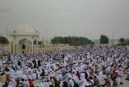 صلاة العيد و مراسيمه الاجتماعية بين دولا تمنع وأخرى تسمح  جراء جائحة كورونا العالمية