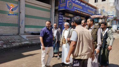 الشغدري يتفقد أعمال صيانة الشوارع الداخلية في دمت بالضالع