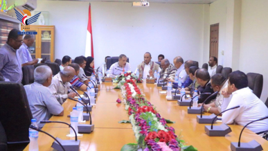 لقاء بالحديدة يناقش تداعيات العدوان الصهيوني على الموانئ واحتياجات العمل الإنساني