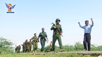 مسير للجانب الأمني من خريجي دورات "طوفان الأقصى" بمديرية القناوص بالحديدة