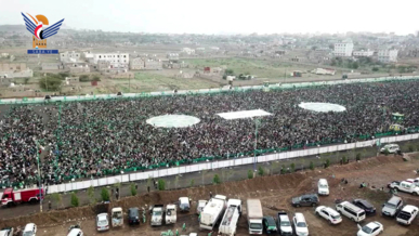  أبناء محافظتي تعز ولحج يحتفلون بذكرى المولد النبوي بحشود غير مسبوقة