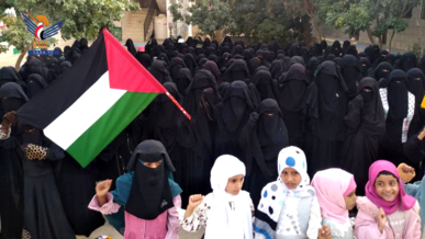 وقفات للهيئة النسائية في حجة تضامناً مع الشعب الفلسطيني 