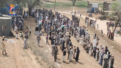 عرضان شعبيان لثلاثة آلاف مقاتل من قوات التعبئة بمديرية ريف حجة