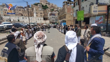 وقفات بالمحويت تأكيدًا على مواصلة الصمود والثبات ونصرة قضايا الأمة