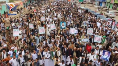 مسيرات ووقفات بالبيضاء تنديدًا باستمرار مجازر العدو الصهيوني بقطاع غزة 