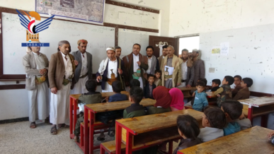 وكيل أول أمانة العاصمة يتفقد الأنشطة الصيفية في حي الحتارش