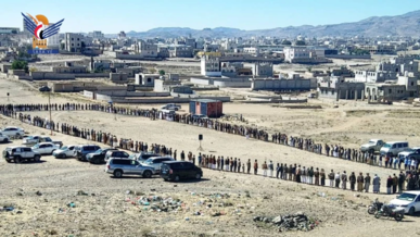 وقفة قبلية مسلحة بمديرية سنحان تأكيدًا للجهوزية والاستنفار