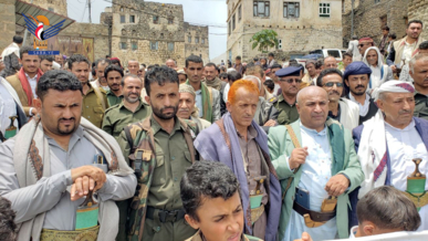  المحويت .. 32 مسيرة ووقفة بعنوان "معركة جهاد ومحور واحد.. مع غزة حتى النصر"