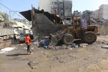 بلدية غزة: نحتاج لـ 250 آلية حاليًا لتعزيز عمل البلديات بلدية غزة: نحتاج لـ 250 آلية حاليًا لتعزيز عمل البلديات