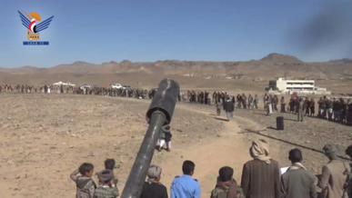 صنعاء.. وقفة قبلية مسلحة في مديرية بني حشيش تنديدًا بالإساءة للقرآن الكريم