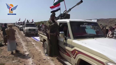 عرض شعبي ومناورة لخريجي دورات "طوفان الأقصى" في العبدية بمأرب