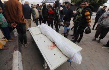 استشهاد فلسطيني واصابة اخرين في قصف للعدو على خزاعة شرق خان يونس