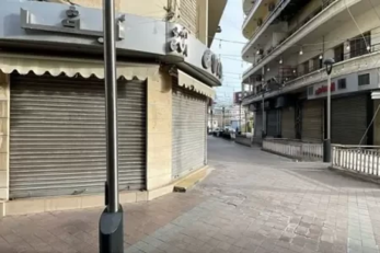 مدينة صيدا والمخيّمات الفلسطينيّة في لبنان تشهد إضرابا شاملا تضامنًا مع غزة 