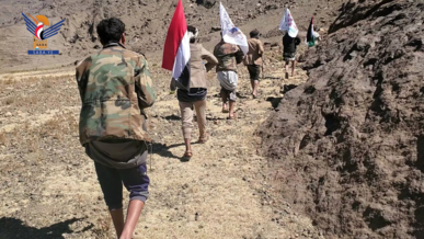 مناورة لخريجي دورات طوفان الأقصى في الحيمة الداخلية بمحافظة صنعاء