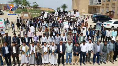 مسيرة لطلاب جامعة المحويت تضامنا وإسنادا للشعب الفلسطيني