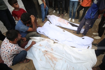 استشهاد 3 فلسطينيين بينهم طفلة جرّاء قصف العدو الإسرائيلي مدينة غزة