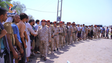 نائب رئيس هيئة الإسناد اللوجيستي يتفقد المرابطين في حيس والتحيتا