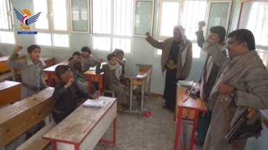 محافظ مأرب يتفّقد أنشطة الدورات الصيفية في حباب بصرواح