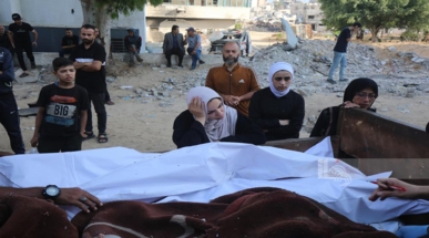 44شهيدا فلسطينيا في غارات وقصف العدو الإسرائيلي عدة مناطق في قطاع غزة منذ فجر اليوم