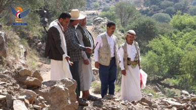 تفقد سير تنفيذ مشروع توسعة ورصف طريق الذيبة في مديرية مبين بحجة