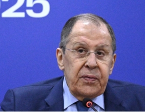موسكو تؤكد أن دعوات وقف إطلاق النار في كييف هدفها كسب الوقت لصالح زيلينسكي موسكو تؤكد أن دعوات وقف إطلاق النار في كييف هدفها كسب الوقت لصالح زيلينسكي
