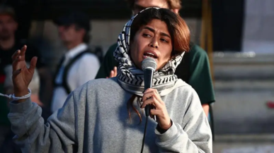 مجهولان يعتديان على عضوة البرلمان الأوروبي من أصل فلسطيني في باريس