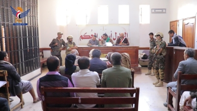 الجزائية تُدين 104 متهمين بتزوير محررات والاستيلاء على أموال الوقف والدولة بالأمانة وصنعاء