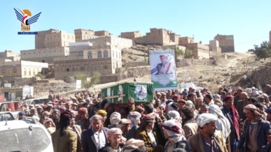 صنعاء.. تشييع جثمان الشهيد يحيى صوفان في مديرية الطيال