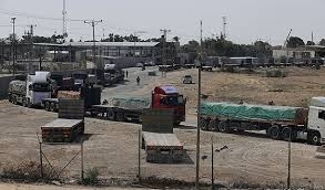 الأغذية العالمي: شاحنات الغذاء بدأت بالعبور إلى قطاع غزة