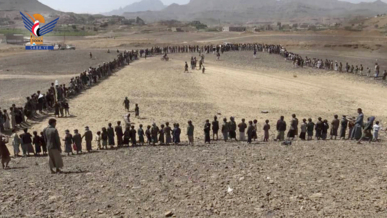 وقفات قبلية بمحافظة صنعاء إعلانًا للجهوزية وبراءة من العملاء والخونة